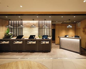 Super Hotel Kyoto Shijokawaramachi - Kyoto - Front desk