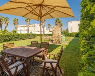 Trullo Venneri By Salento Affitti - Alliste - Terasa