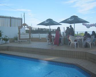 La Mercy Beach Hotel - La Mercy - Pool