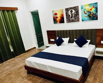 The Loya Hotel - Sri Muktsar Sahib