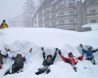 Nevada Aparthotel - Pamporovo