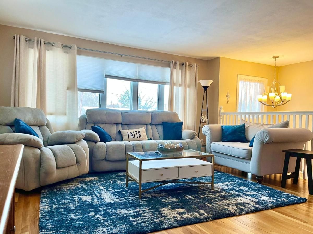 Roomy Retreat-Enjoy Golf Course-Bu-Uhs-Guthrie