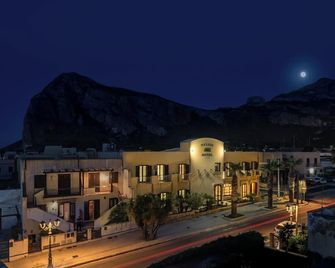 Helios Hotel - San Vito Lo Capo - Utomhus