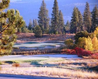 A Vacation Paradise at Quail Ridge B&B - Kelowna - Vista del exterior