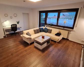 Ferienwohnung Helfensteinblick - Calden - Sala de estar