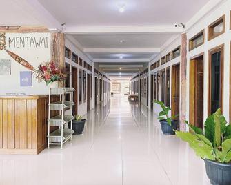 Bujai Mentawai Griya Hotel - Pulau Silabok - Lobby