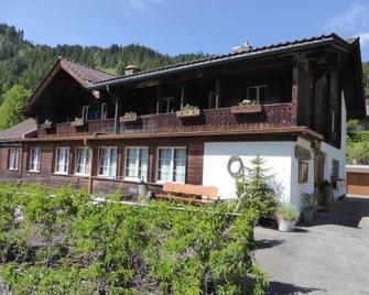 Hotel Garni Alpina - Lenk - Будівля