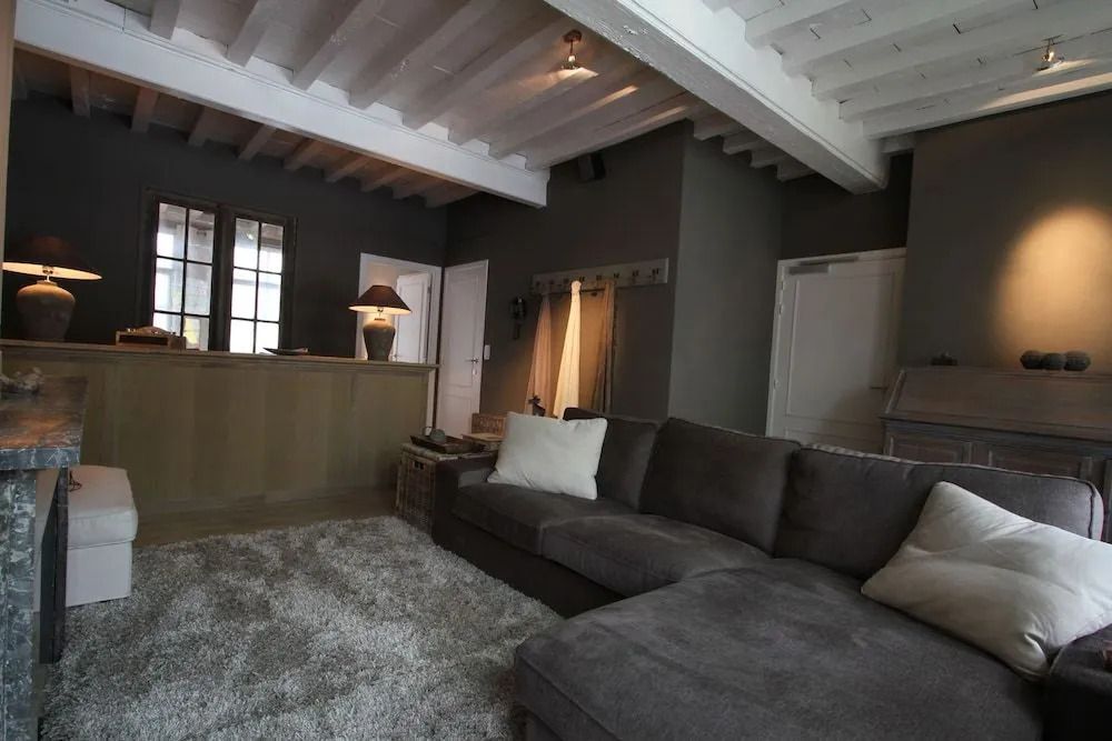 بد آند بريكفاست دو ووتر زوي - غينت - غرفة معيشة