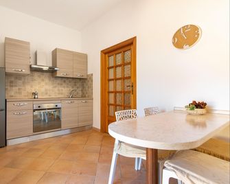 Bonsai B&b Alghero - Santa Maria la Palma - Cocina