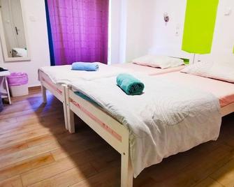 Croparadise Hostel & Apartments - Split - Bedroom