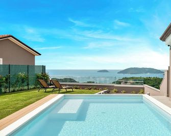 Colori di Mare Luxury Holiday - Lerici - Pool