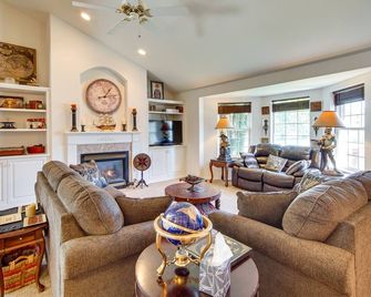 6 Mi to Dtwn Yakima Central Washington Home - Yakima - Huiskamer