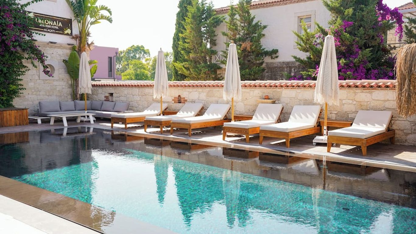 Alacati Limonaia Hotel