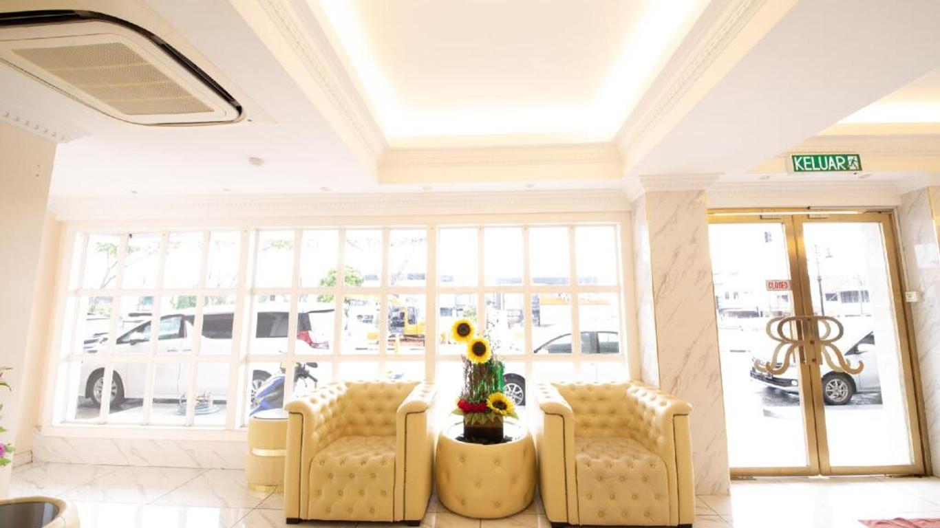 Ritzton Hotel