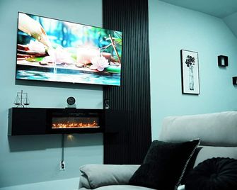 Modern Minimalist Home in the heart of Reading - Reading