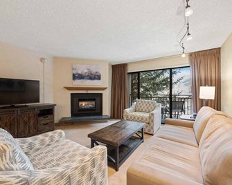 The Wren One Bdr One Bath Full Kitchen Condo Vail Walk To Lift - וייל - סלון