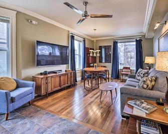 Unique Kansas City Apartment ~ 3 Mi to Downtown! - Kansas City - Stue