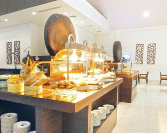 Lido Lake Resort By Mnc Hotel - Bogor - Buffet