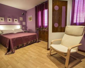 Hotel A. G. Porcillan - Ribadeo - Bedroom