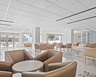 Hotel Best Delta - Llucmajor - Oleskelutila