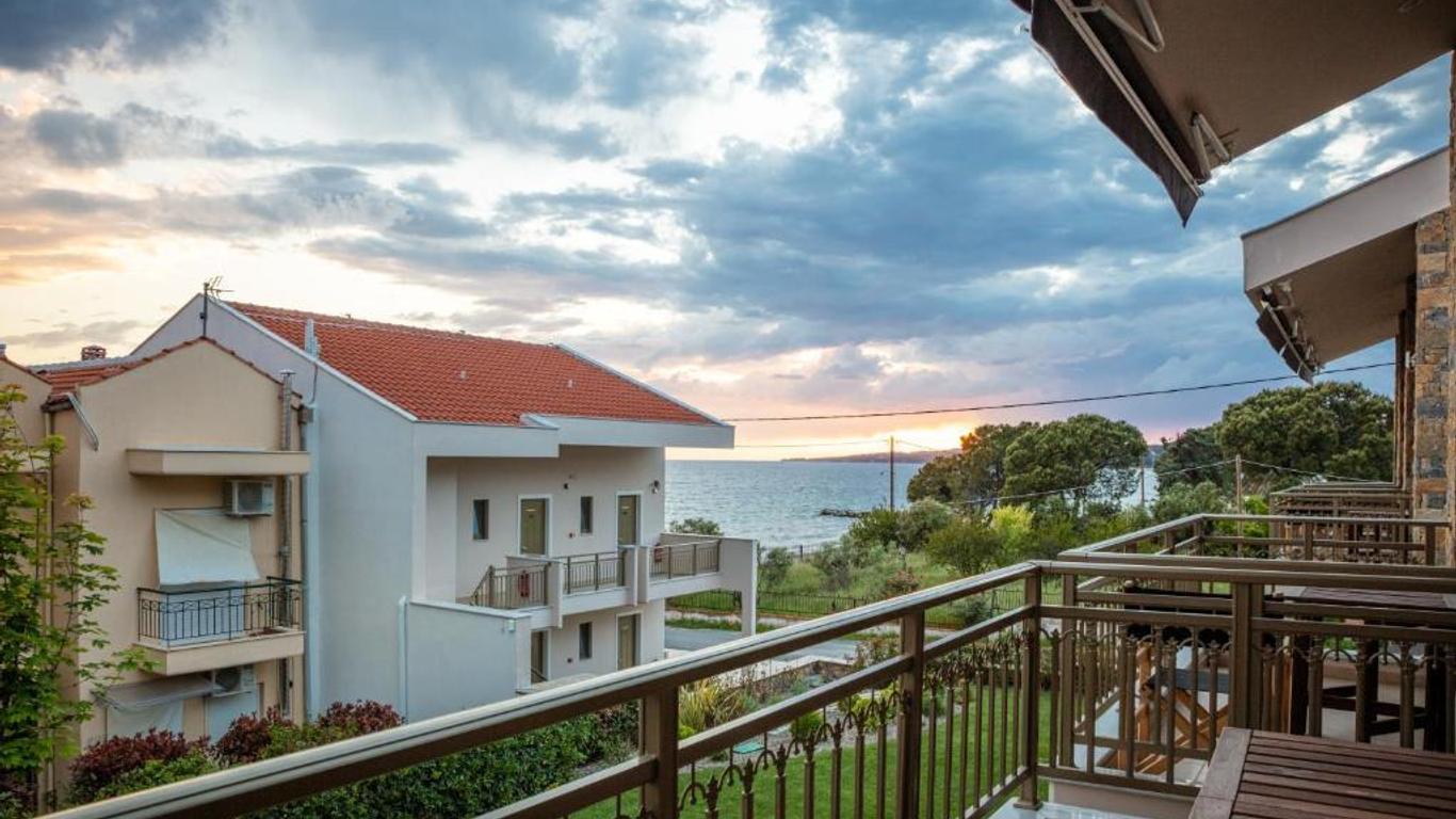 Royalty Suites Seaside