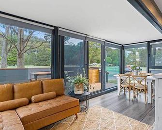 Nrma Ocean Beach Holiday Resort - Ettalong beach - Sala de estar