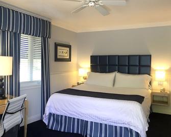 Atlantic Inn - Wethersfield - Bedroom