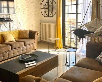 Apartment of 105 m2 - Saintes-Maries-de-la-Mer - Living room