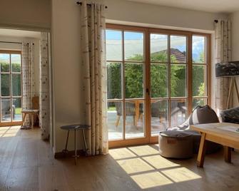 Ferienwohnung Max 3 - Garmisch-Partenkirchen - Sala de estar