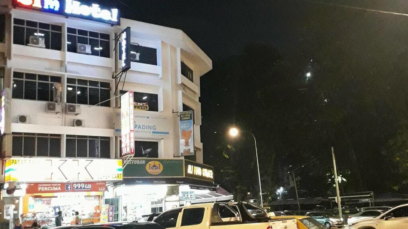 Spot On 89774 Sim Hotel