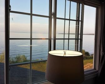 Bayview #1 on Lake Huron - Saint Ignace - Dining room