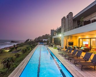 Canelands Beach Club - Shaka's Rock - Pool