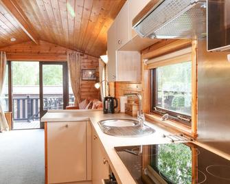 Ennerdale Lodge - Keswick - Kitchen