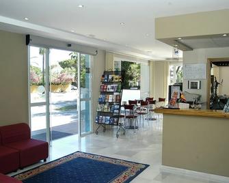 Playa De Valdelagrana - El Puerto de Santa María - Lobby