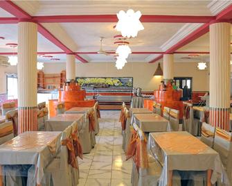 Palm Beach Hotel - Serrekunda - Restaurante