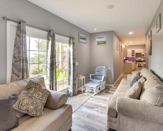 Mountville Rental with Private Patio and Gas Grill! - Mountville - Sala de estar