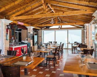 Mariettas Resort - Gouvia - Restaurant