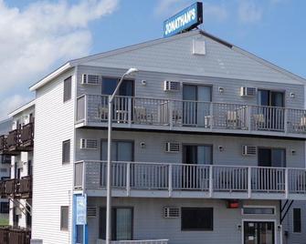 Jonathan's Ocean Front Studio Suites Hampton Beach! - Hampton Beach - Edificio