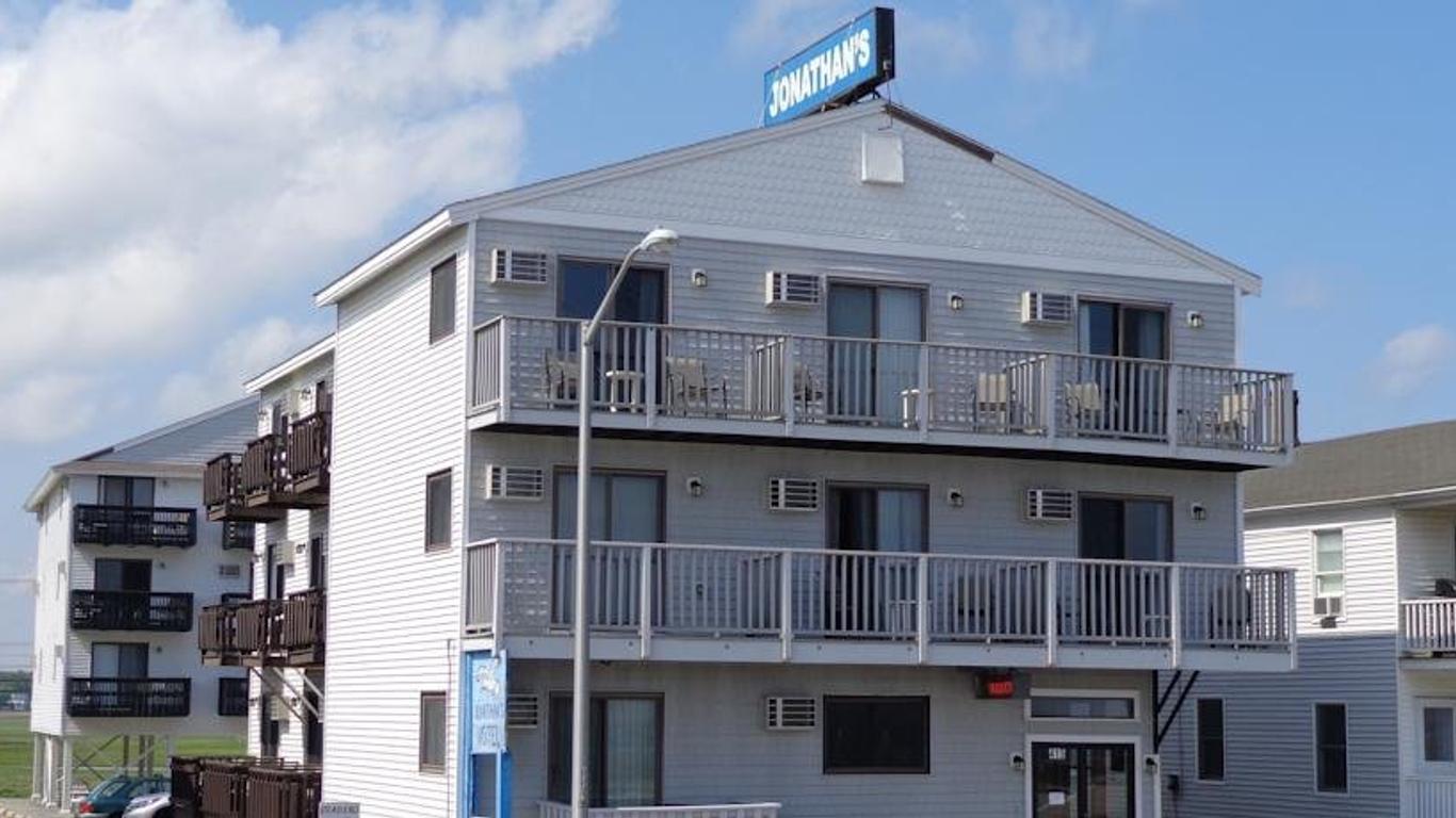 Jonathan's Ocean Front Studio Suites Hampton Beach!