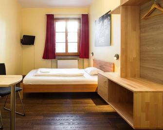 Euro Youth Hotel Munich - Munich - Bedroom