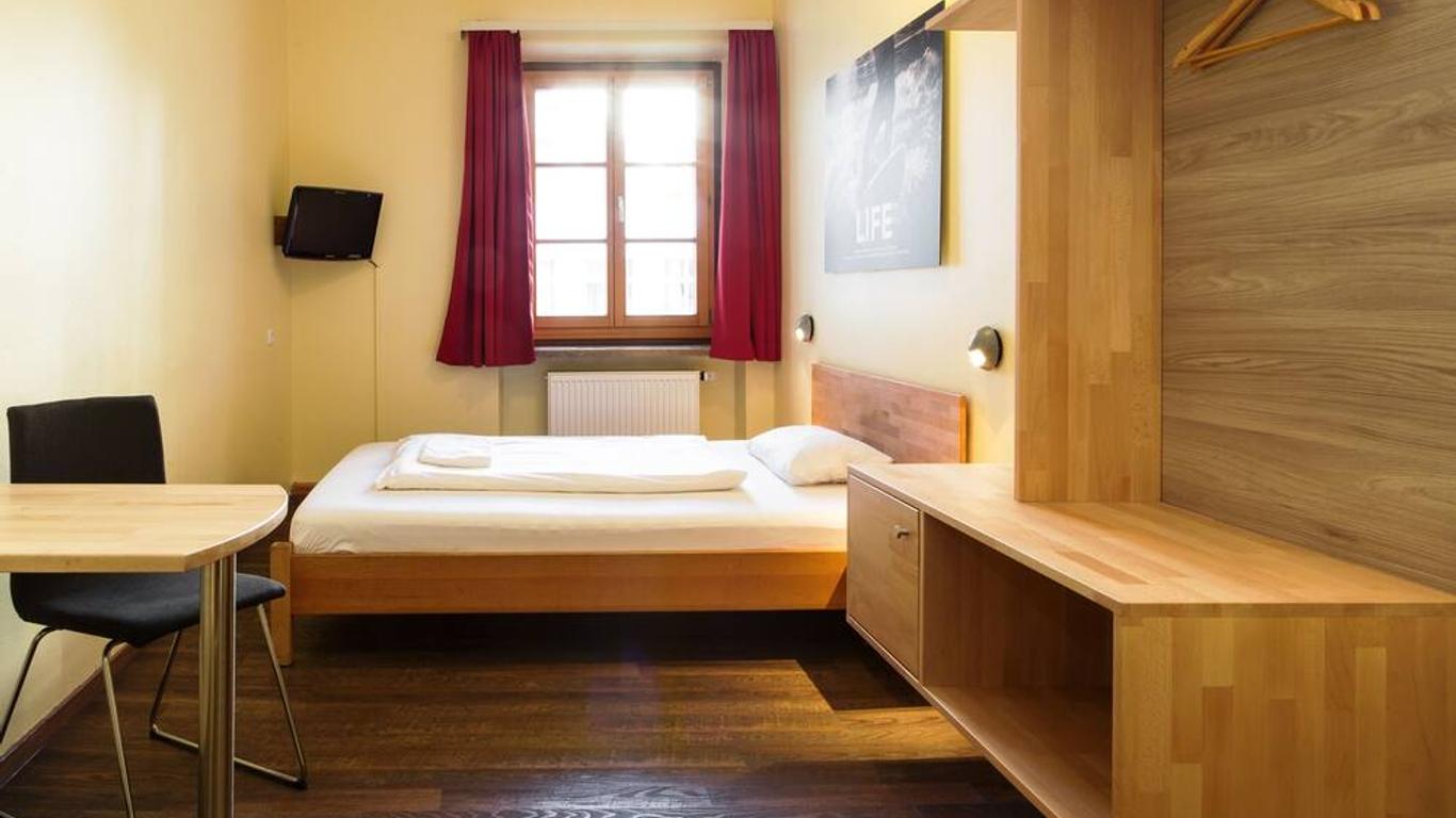 Euro Youth Hotel Munich