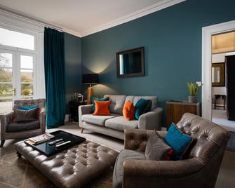 The Old Manse of Blair - Pitlochry - Living room