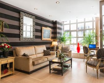 Hotel Volney Opera - Paris - Living room