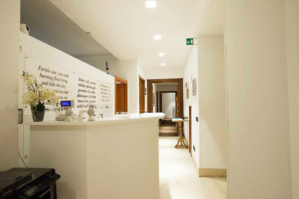 St. Peter' Six Rooms & Suites