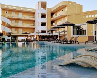 Sunny Bay Hotel - Kissamos - Pool