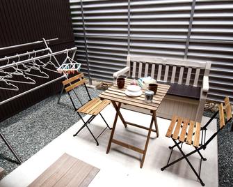 Marys Rooms in Shimokitazawa shopping area - Tokyo - Balcony