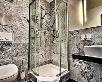 Hotel Restaurant Felix - Bensheim - Baño