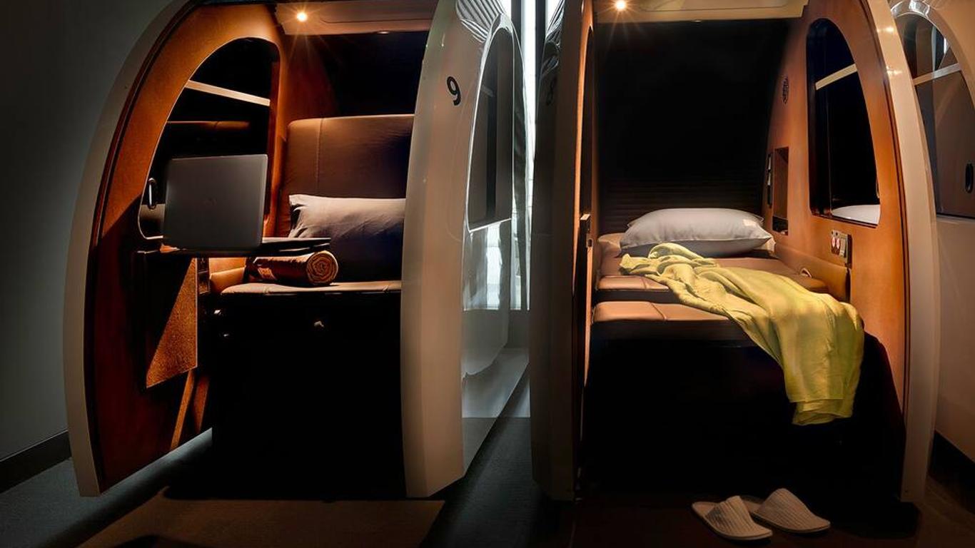 Sleep 'n Fly Sleep Lounge, A-Gates Termi