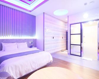 Gimje PGA Self check-in Motel - Iksan - Habitación