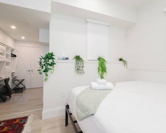 Luxury Passive House w/ Private Patio in Vancouver - Vancouver